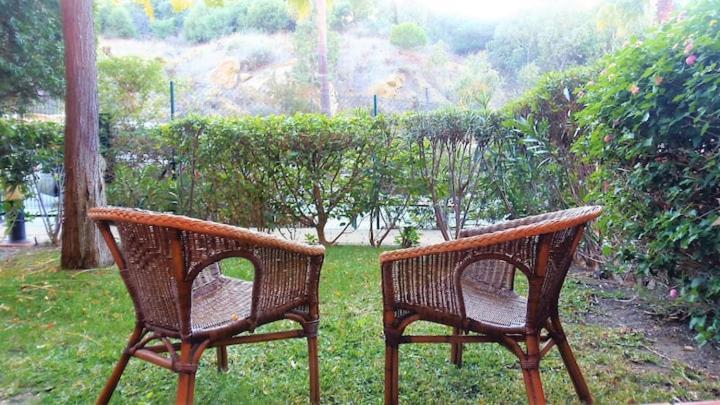 Apartamento Espacioso Muy Tranquilo Con Piscinas Y Jardines Cercano A La Playa Estepona Eksteriør billede