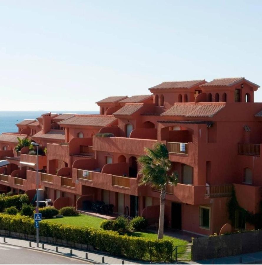 Apartamento Espacioso Muy Tranquilo Con Piscinas Y Jardines Cercano A La Playa Estepona Eksteriør billede