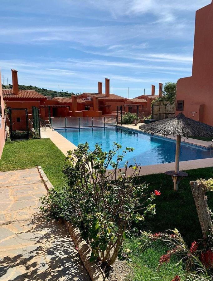 Apartamento Espacioso Muy Tranquilo Con Piscinas Y Jardines Cercano A La Playa Estepona Eksteriør billede